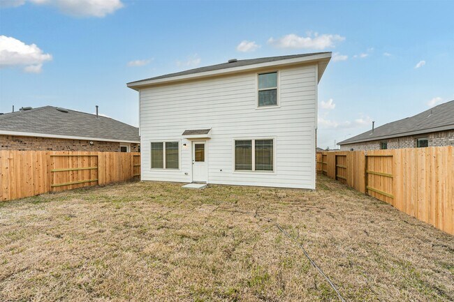 Building Photo - 9123 Estes Lks Dr