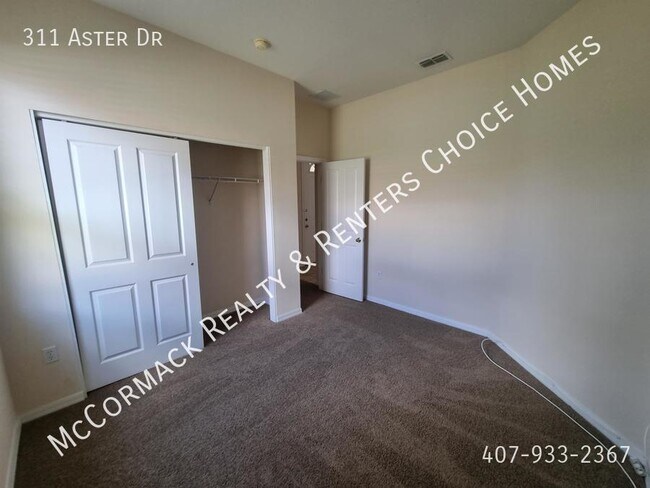 Building Photo - 311 Aster Dr