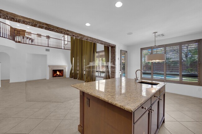 Building Photo - 8445 Cambrils Ave