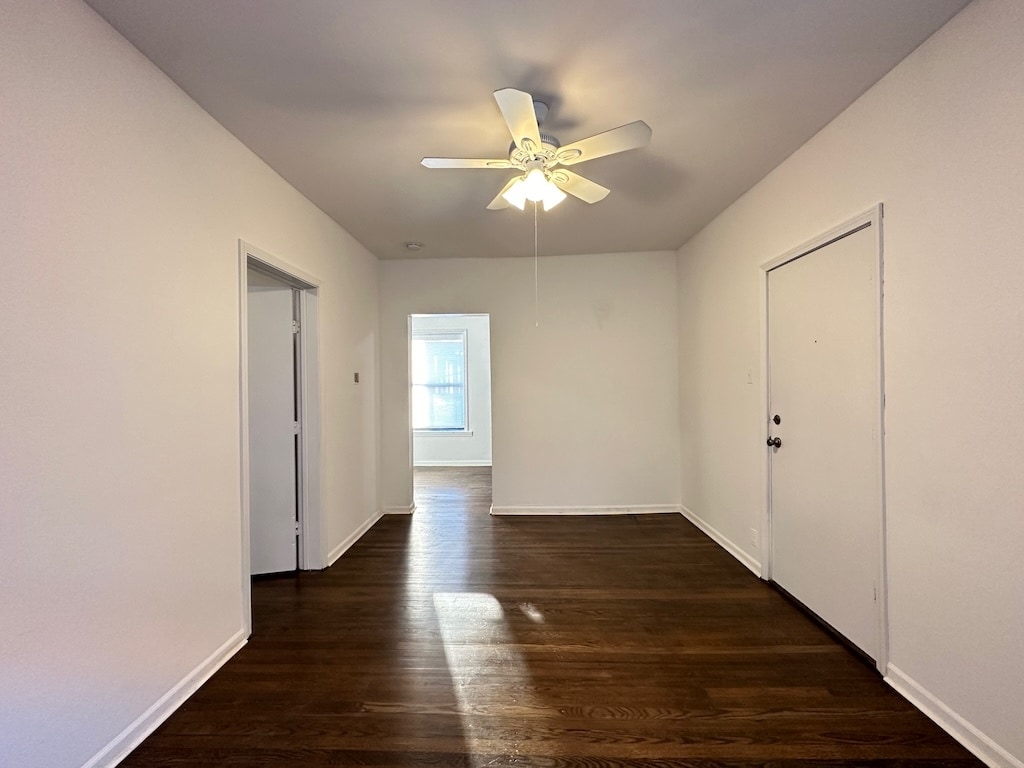 Building Photo - 939 W Sunnyside Ave