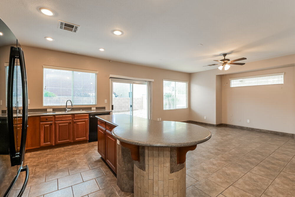 Building Photo - 9277 Lost Shanty Ct