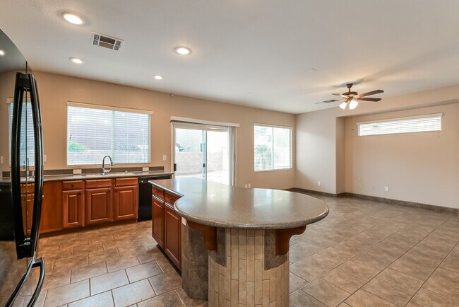 Building Photo - 9277 Lost Shanty Ct