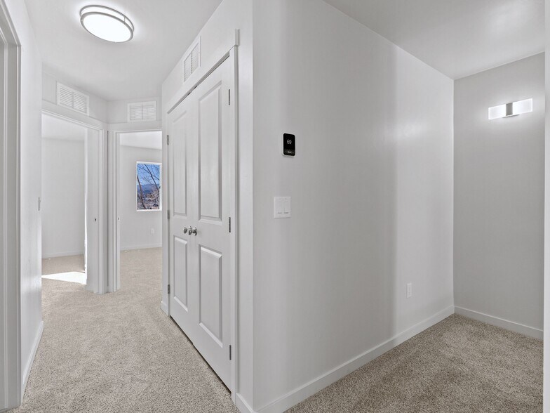 Building Photo - 2773 Caspian Wy
