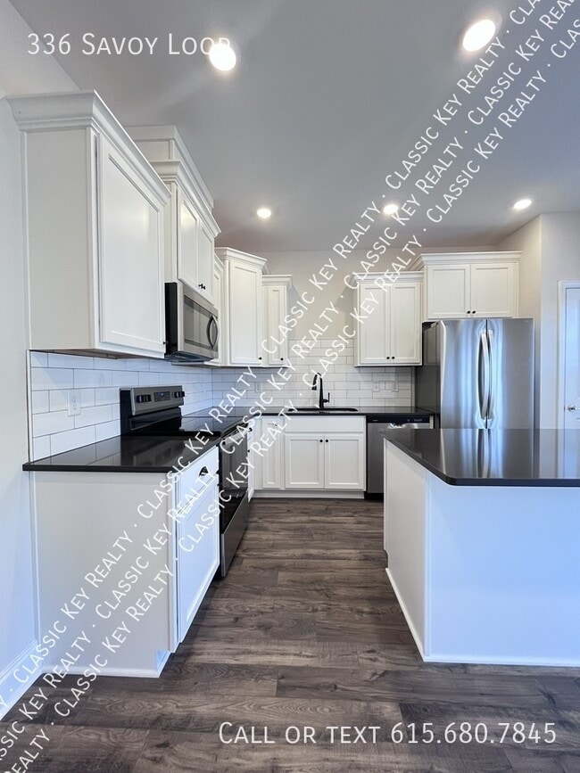 Building Photo - 336 Savoy Lp