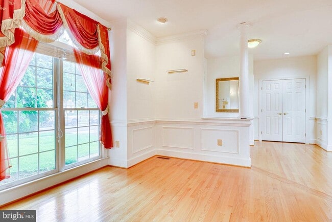 Building Photo - 1719 Strine Dr