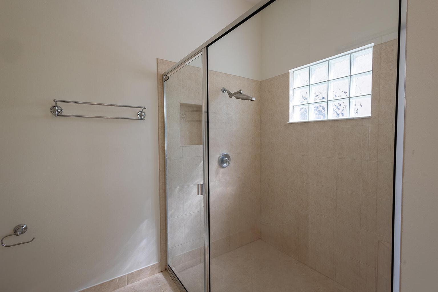 Building Photo - 6428 Garden Ct