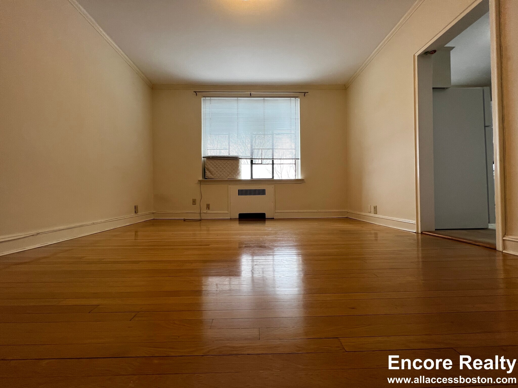 Building Photo - 105 Longwood Ave