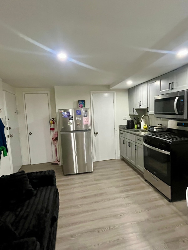 Building Photo - 23 Pompton Rd