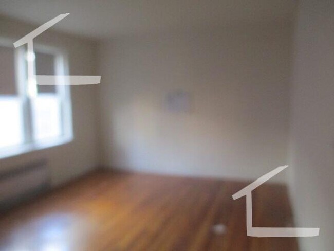 Building Photo - 40 Lancaster Terrace