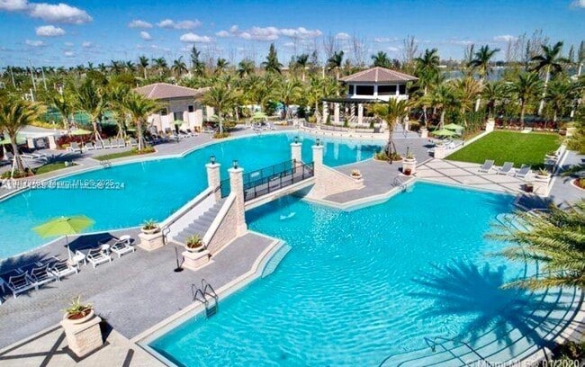 Building Photo - 10620 NW 88th St