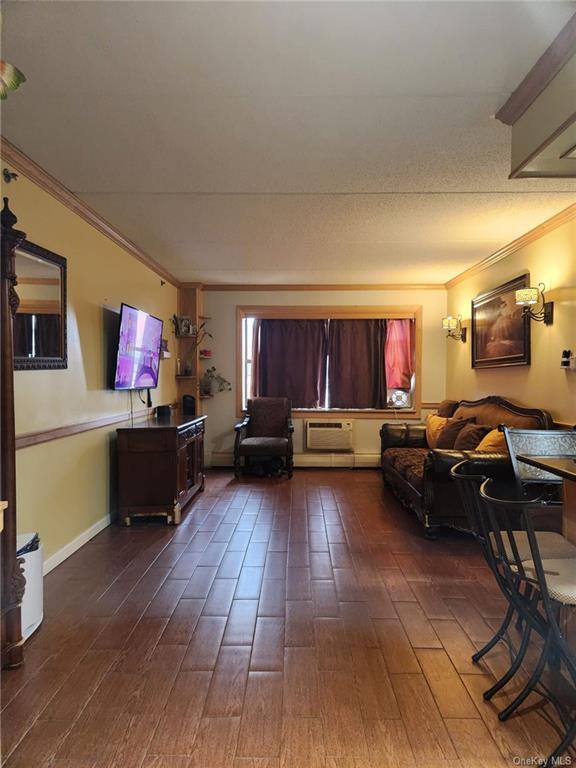 Building Photo - 1275 Grant Ave