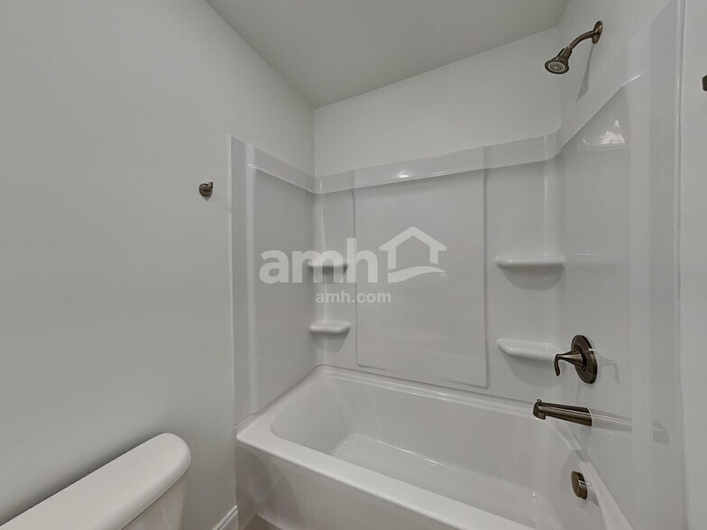 Building Photo - 217 Gershon Wy