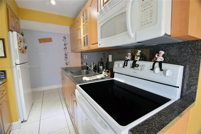 Building Photo - 9301 SW 4th St