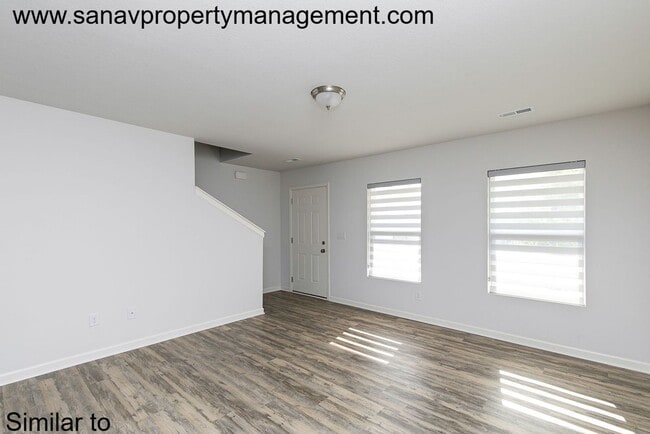 Building Photo - 229 Maple Ave