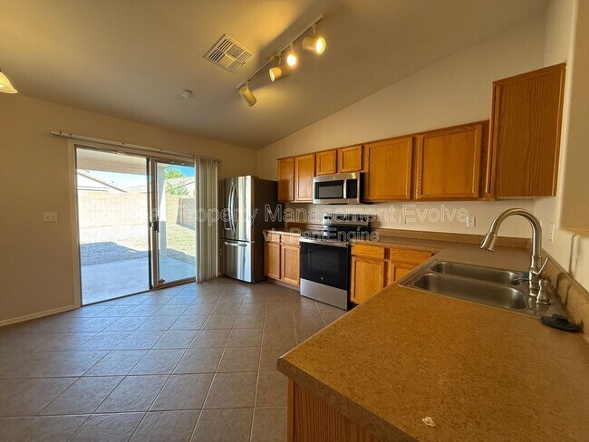 Building Photo - 9332 W Morrow Dr