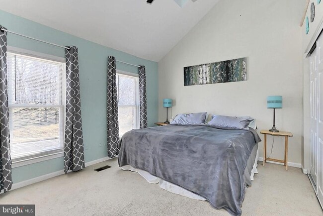 Building Photo - 8492 Laurel Oak Dr