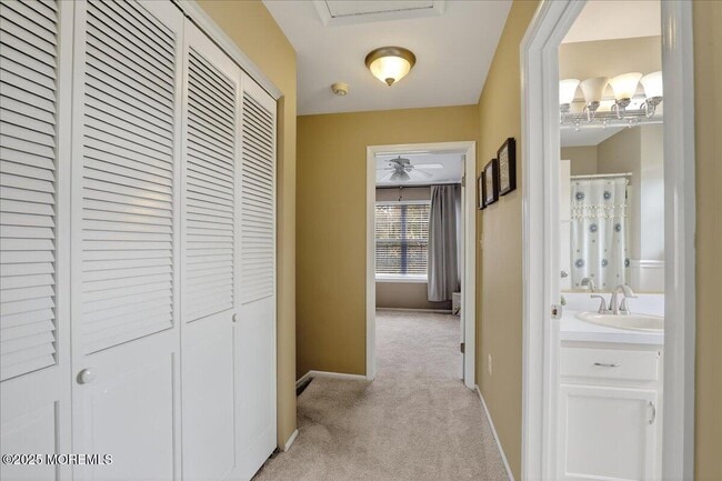 Building Photo - 7 Lucia Ct