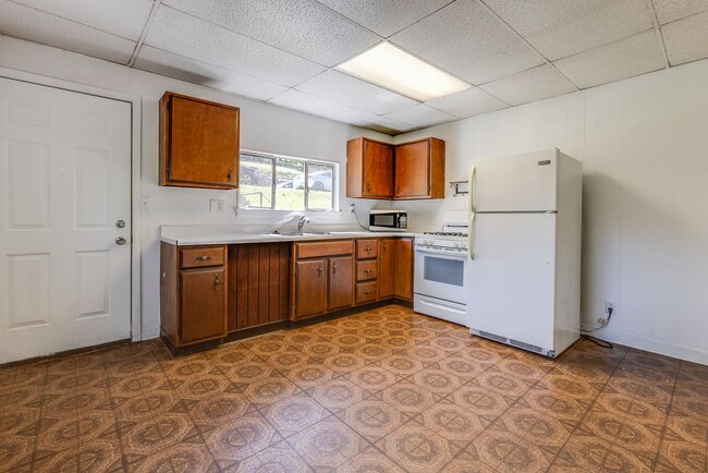 Building Photo - 2059 Fair Ave