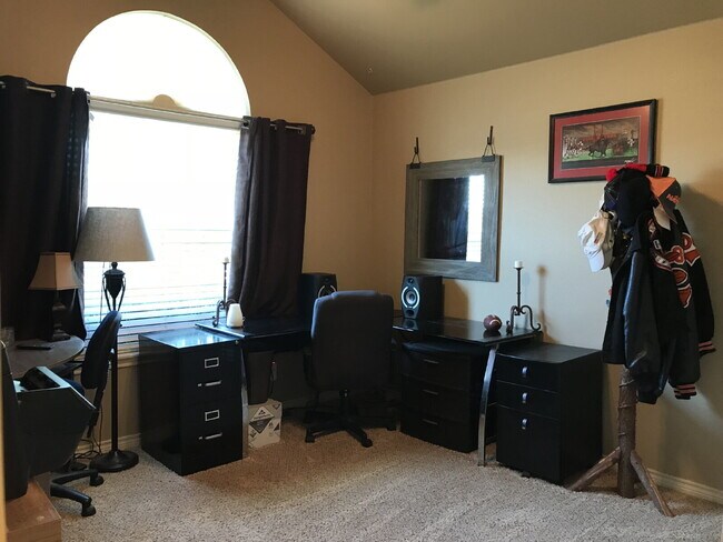 Building Photo - Beautiful Home in Cooper School District