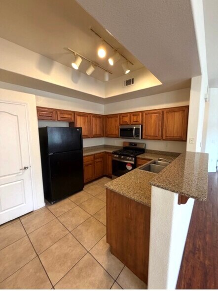 Building Photo - 8985 S Durango Dr