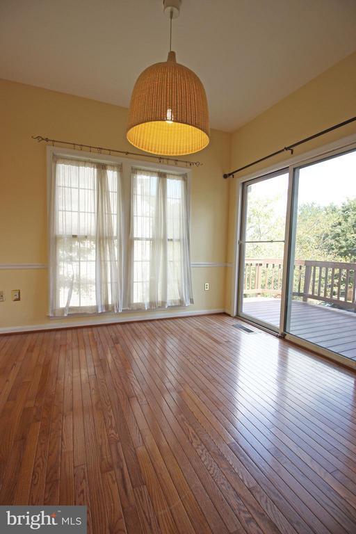 Building Photo - 11799 Valley Ridge Cir