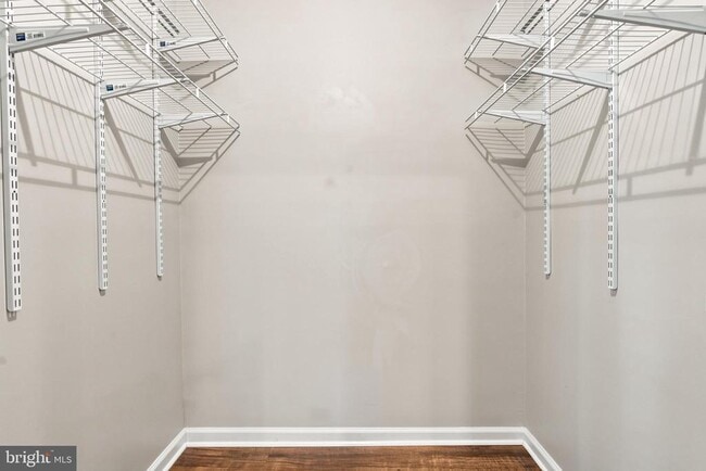 Building Photo - 11414 Bronzedale Dr
