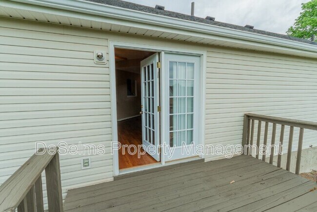 Building Photo - 1009 Norwood Ct