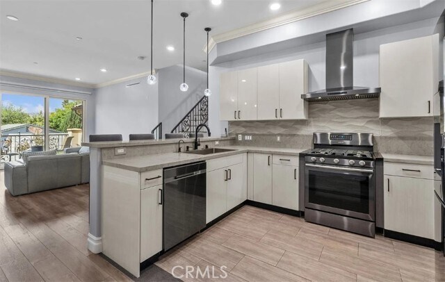 Building Photo - 201 N Reese Pl