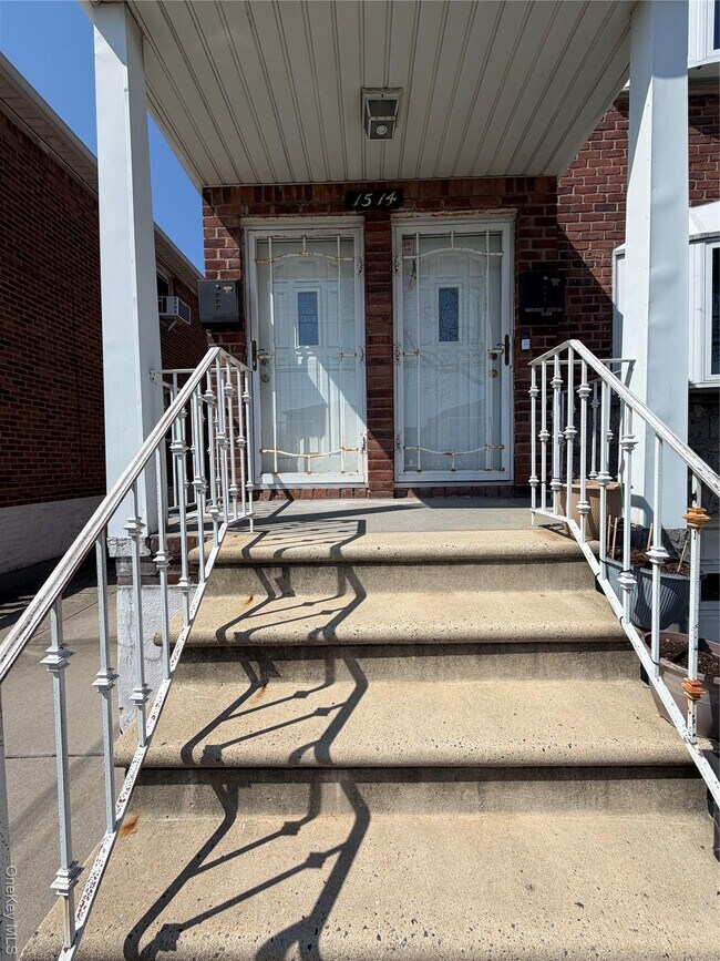 Building Photo - 15-14 200th St