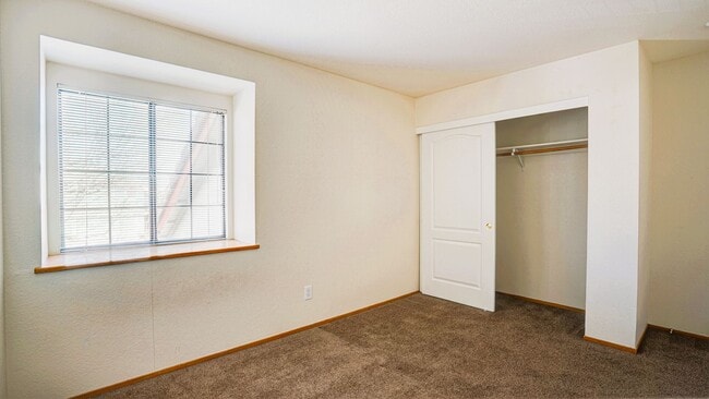Building Photo - 7202 Ruby Ct