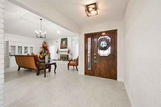 Building Photo - 3512 Cliffwood Dr