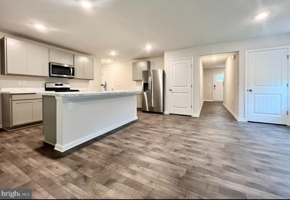 Building Photo - 47 Currant Cir