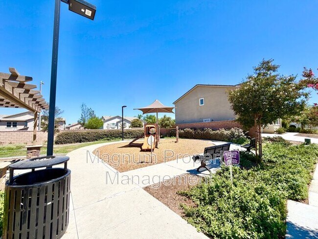 Building Photo - 36330 Albus Ave