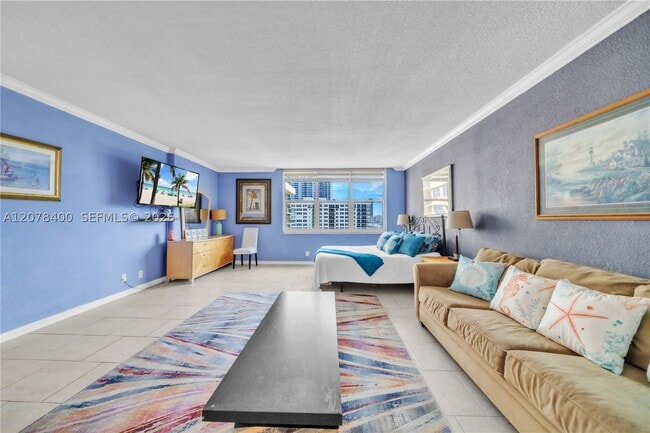 Building Photo - 2501 S Ocean Dr
