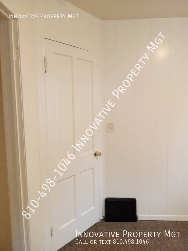 Building Photo - 2106 E Bristol Rd