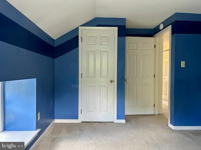 Building Photo - 307 Parkmount Rd