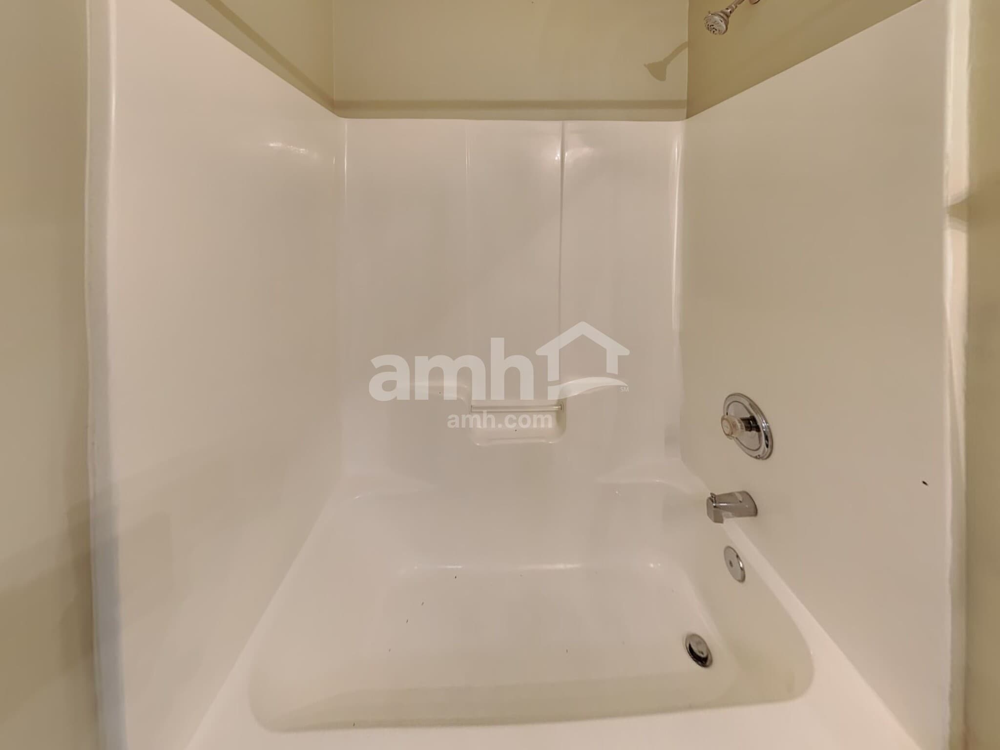 Building Photo - 1509 Locomotive Dr NE