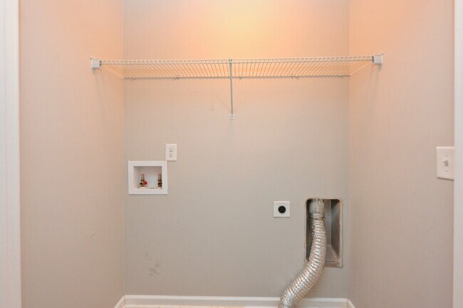 Building Photo - 167 Cobblestone Pl Dr