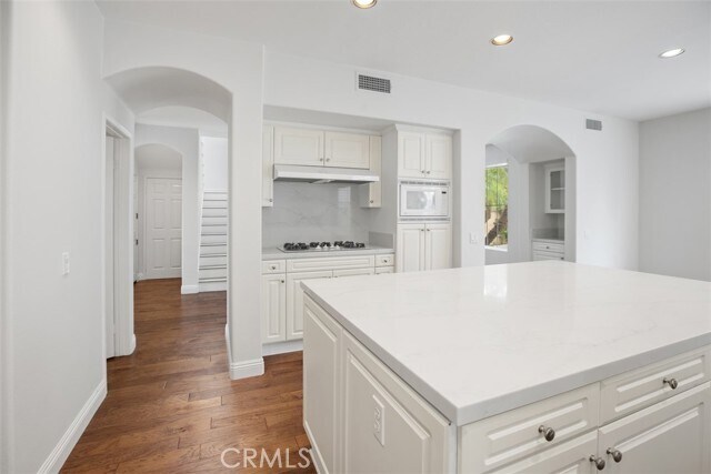 Building Photo - 23 Highfield Glen