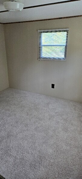 Building Photo - 2005 Shaw Ct