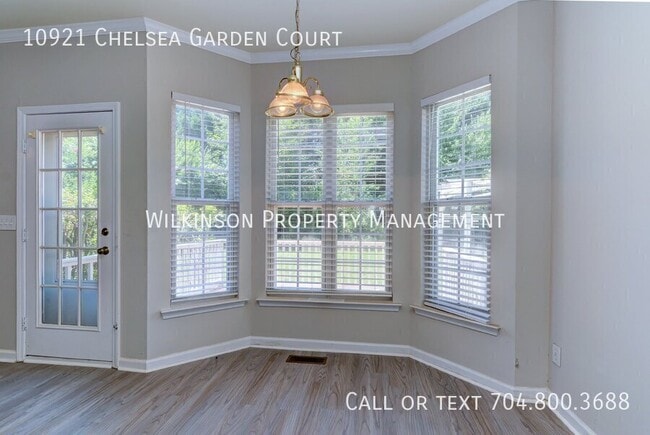 Building Photo - 10921 Chelsea Garden Ct