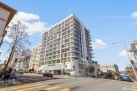 Building Photo - 1800 Pacific Ave