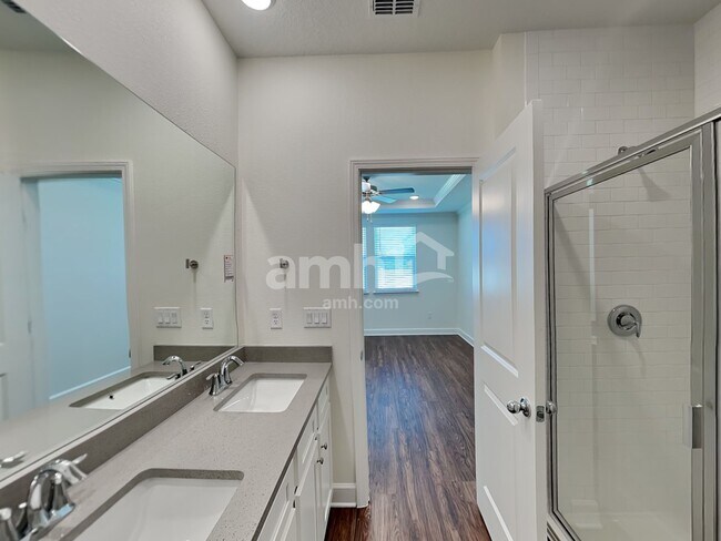 Building Photo - 2995 Rolling Acrs Rd