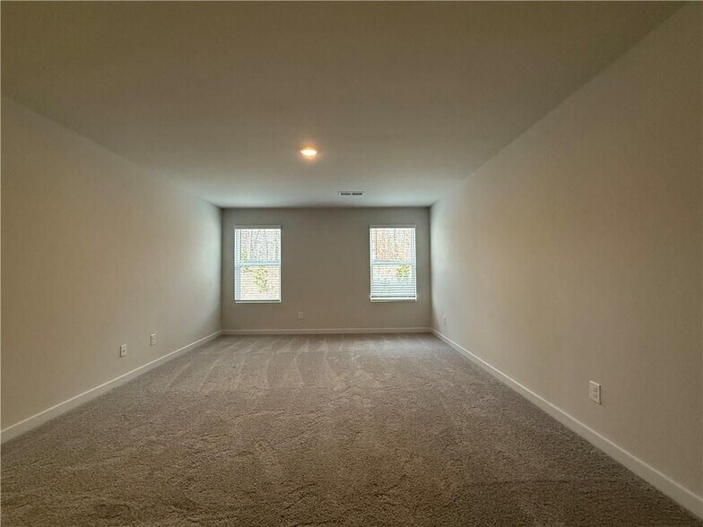 Building Photo - 7309 Mulberry St