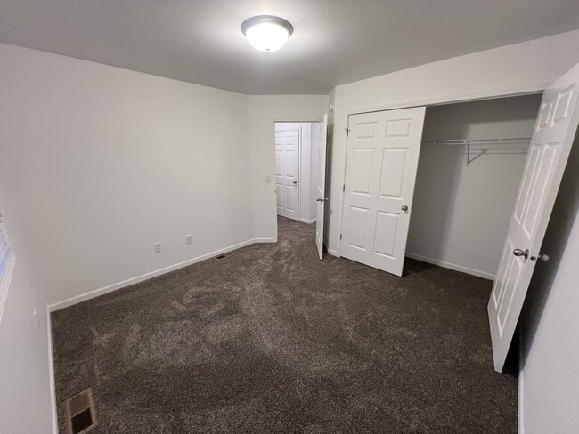 Building Photo - 5878 36th St S