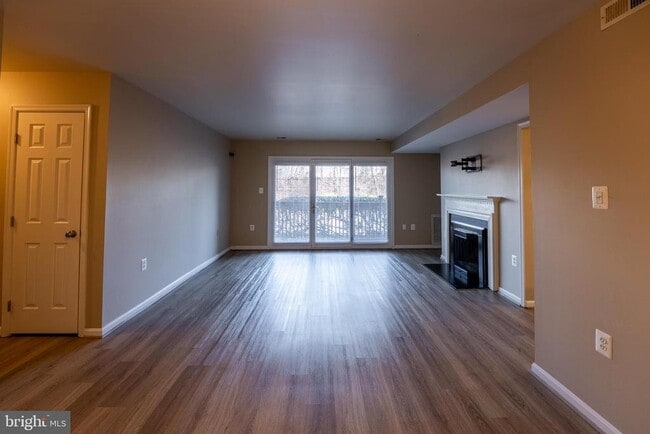 Building Photo - 9924 Grapewood Ct