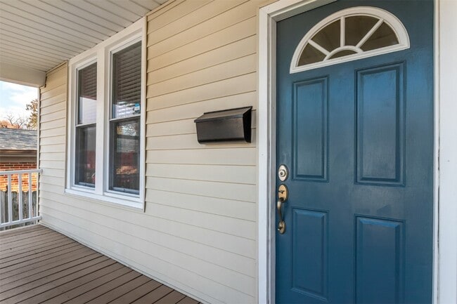 Building Photo - 7716 Lovella Ave