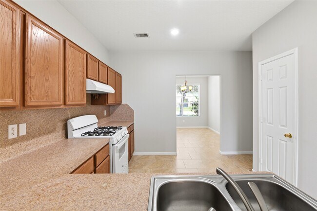 Building Photo - 1107 Northgate Springs Dr