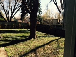Building Photo - 3 bdrm/2 bath - Twin Lakes