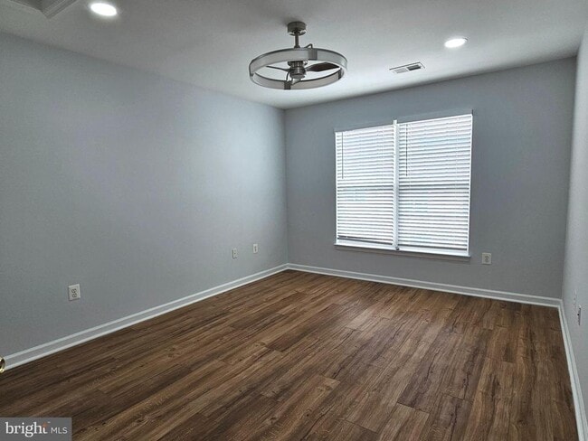 Building Photo - 14211 St Germain Dr